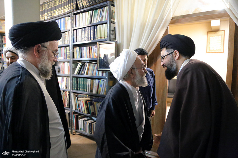 دیدار  آیت الله نورالله شاه آبادی با سید حسن خمینی