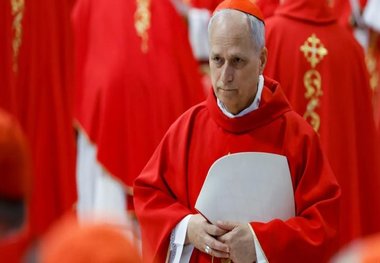 نامه سفیر ایران به پاپ درباره اظهارات توهین‌آمیز آمریکا و رژیم صهیونیستی علیه رهبر معظم انقلاب