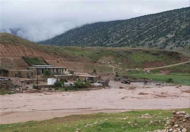 سیلاب 500 میلیارد ریال خسارت به کوهرنگ وارد کرد
