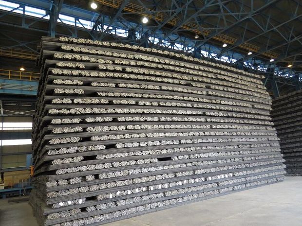 افزون بر پنج هزار تن محصول فولادی از ابرکوه صادر شد