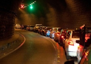 ترافیک نیمه سنگین در جاده‌های مازندران  هراز، چالوس، سوادکوه و کیاسر محورهای پرترافیک