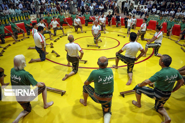 ۶۰۰ ورزشکار خوزستانی در رشته زورخانه‌ای فعالیت می‌کنند