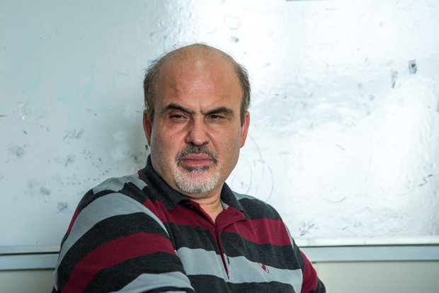 از دولت در سایه به شرط اینکه بر دولت پنهان هم نظارت بشود، استقبال می‌کنیم