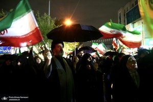 پنجاه و‌ یکمین اجتماع پر شور مردم در میدان شهدا