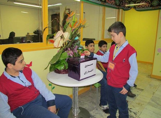 انتخابات شوراهای دانش‌آموزی در مدارس قصرشیرین برگزار شد