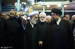 مراسم تشییع آیت الله حسن صانعی (ره) از حسینیه جماران - 2