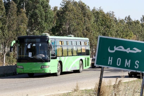 انفجار بمب در اتوبوس کارگران سوری