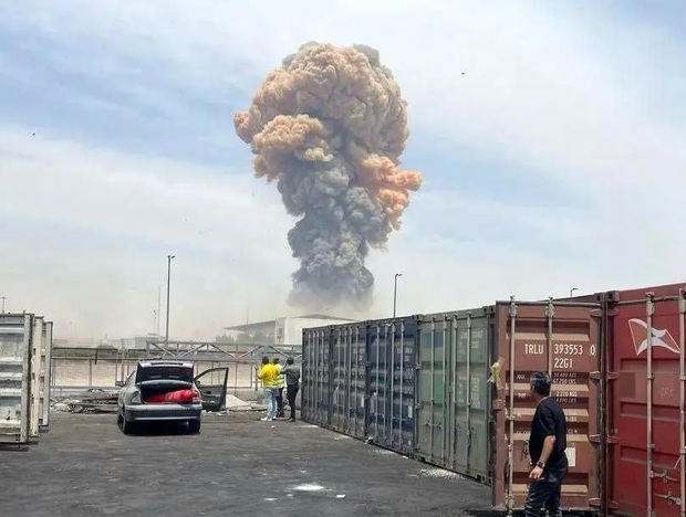 وزیر کشور: تعداد جانباختگان حادثه بندر شهید رجایی حدود ۴۰ نفر است/ احتمال افزایش آمار فوتی ها وجود دارد/ علت اولیۀ شروع آتش‌سوزی هنوز مشخص نیست/ مردم مطمئن باشند با مقصران احتمالی در هر سطحی برخورد خواهد شد