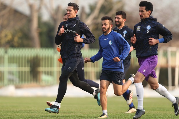 بازگشت یک مدافع به استقلال+عکس
