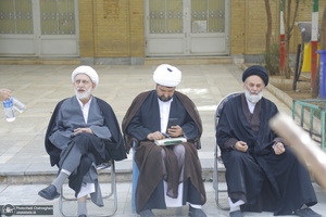 مراسم تشییع پیکر همسر آیت الله العظمی محفوظی‎