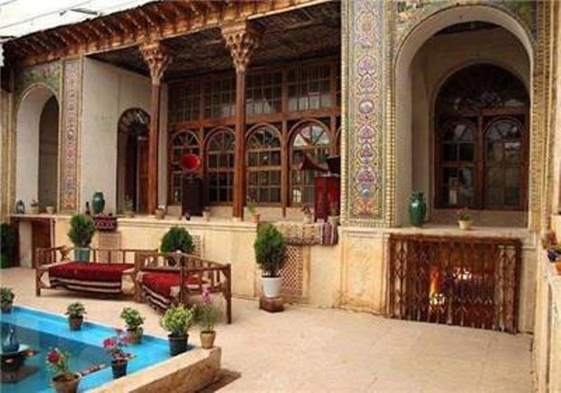 موافقت ایجاد 10 اقامتگاه بوم گردی در خمین کسب شد
