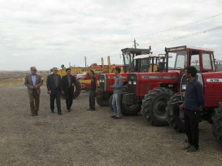 استقرار 6 گروه مدیریت بحران در مزارع گندم بیله سوار مغان