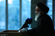 واکنش احمد خاتمی به اظهارات روحانی: برخی می‌گویند رای ندادن خودش به معنی رای است؛ این خواست دشمن است که اگر مردم در انتخابات حضورشان کمرنگ باشد، در حکم انجام رفراندومی با مضمون «نه به نظام اسلامی» است