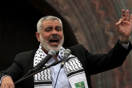 هشدار رئیس دفتر حماس درباره خطرات انتقال سفارت آمریکا به قدس