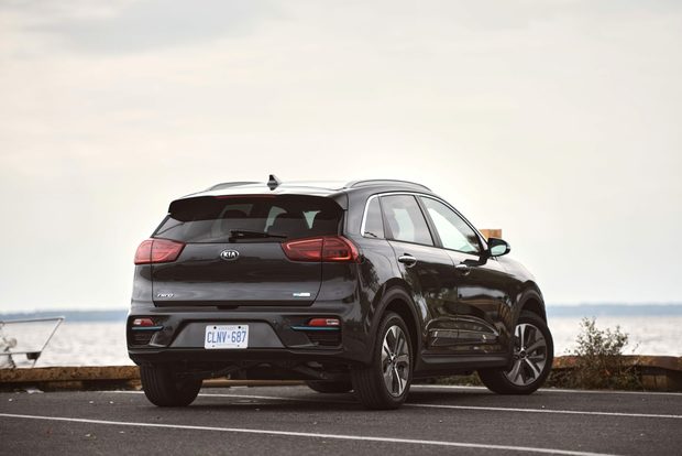 کراس اوور برقی جدید کیا E-Niro + تصاویر و مشخصات فنی
