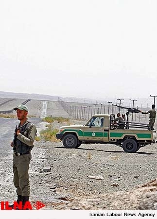 کشته‌شدن سرباز نیروی انتظامی در خلیل آباد