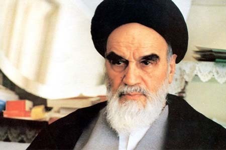Humans are immersed in the mercy and compassion of God, Imam Khomeini elucidated
