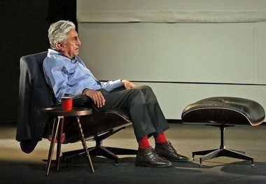 رضا کیانیان از ایران نوشت
