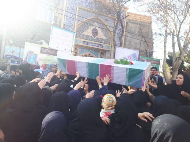 خاکسپاری 2 شهید گمنام در اسفراین