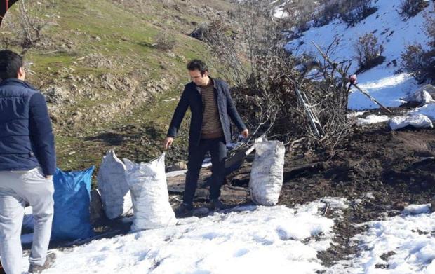 318 کیلوگرم زغال قاچاق در مریوان کشف و ضبط شد
