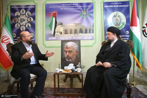حضور سید حسن خمینی در دفتر نمایندگی جنبش مقاومت اسلامی فلسطین (حماس)