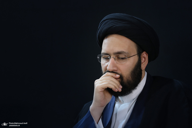 السید علی الخمینی: نتمنى الاستقلال والاستقرار للشعب السوری

