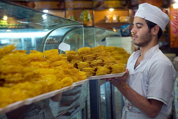 قیمت 'زولبیا و بامیه' در ماه رمضان اعلام شد