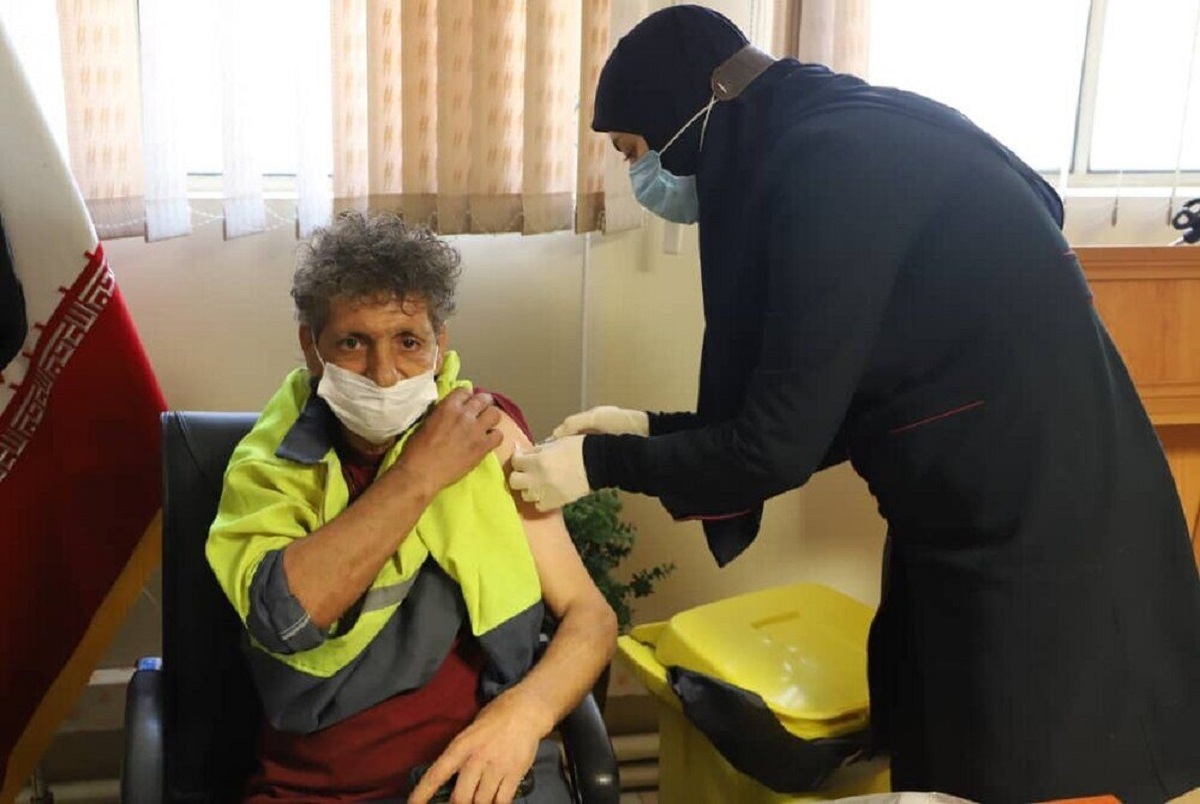 واکسیناسیون عمومی کرونا از چه زمانی در ایران آغاز می شود؟