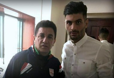 سعید آقایی در تراکتورسازی ماندنی شد 
