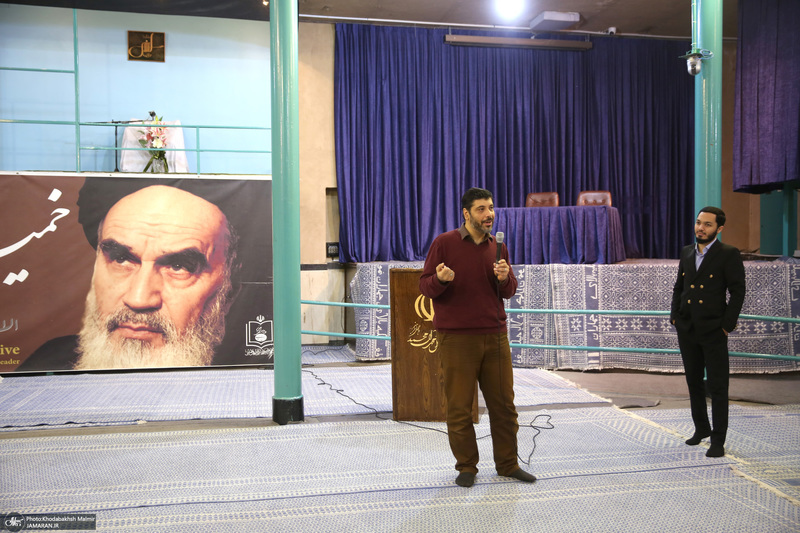 ورکشاپ هنر ی دانش آموزان هنرستان یادگار امام در حسینیه جماران