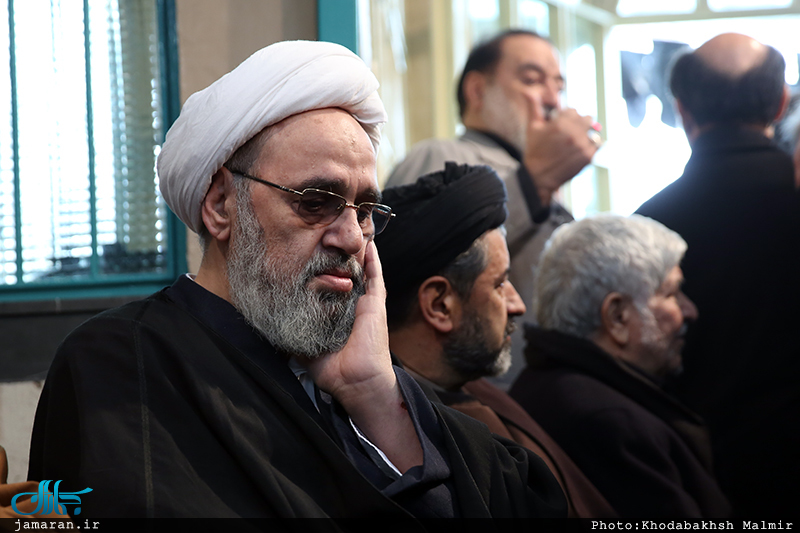 مراسم وداع با پیکر آیت الله هاشمی رفسنجانی(ره) در حسینیه جماران-10