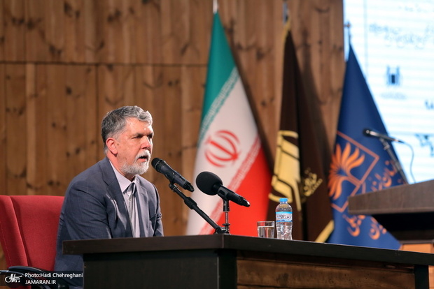 واکنش وزیر فرهنگ و ارشاد به استفاده ترامپ از زبان فارسی