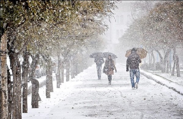 آغاز بارش برف در آذربایجان غربی از اواخر وقت امروز