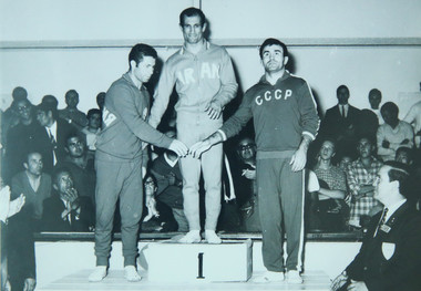 تاریخ سازی عبدالله موحد و کشتی آزاد ایران از نگاه اتحادیه جهانی کشتی
