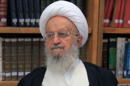 آیت الله مکارم شیرازی: ملت ایران تا ریشه گروه جنایتکار تکفیری را نکند از پای نخواهد نشست