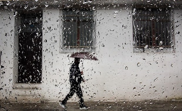بارش باران در همدان ادامه می یابد