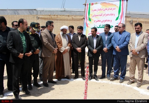 گزارش تصویری افتتاح و کلنگ زنی چندین پروژه عمرانی در بنادر ماهشهر و امام خمینی