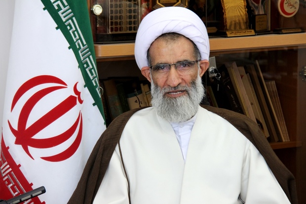 تبیین دستاوردهای انقلاب اسلامی نظام را بیمه می کند