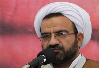 امام جمعه موقت کرمان:سیستم امنیتی آمریکا کارساز نیست