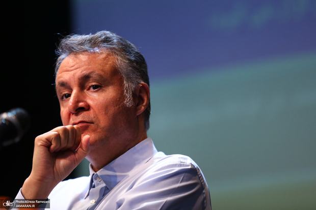 فاضلی، جامعه شناس: لایحه «مقابله با انتشار محتوای خلاف واقع» هیچ مجازاتی برای مقامات درنظر نگرفته؛ فقط شهروند بی قدرت را مجازات می‌کند