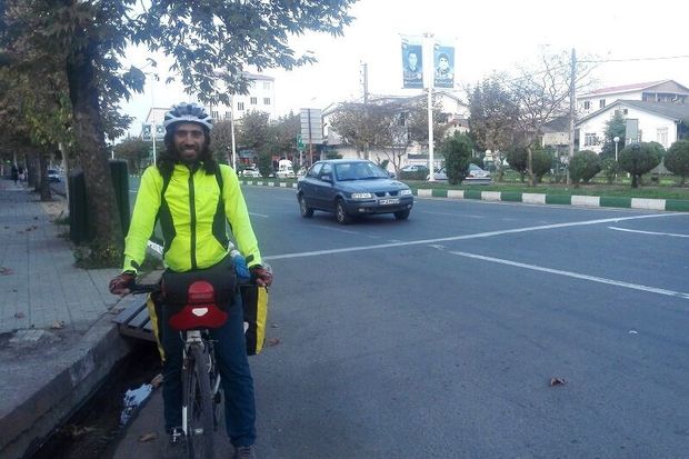 دوچرخه‌سوار اسپانیایی: رسانه‌ها تصویری واقعی از ایران ارائه نمی‌دهند