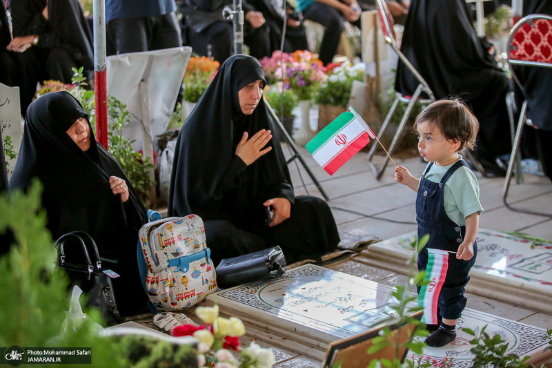 مراسم پرفیض دعای عرفه در قطعه شهدا