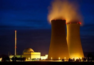 وزیر نیرو: ذخیره سازی سوخت نیروگاه‌ها آغاز شده است