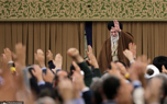 رهبر معظم انقلاب: قدرت دفاعی کشور مایه افتخار دوستان و موجب هراس دشمنان است/ راهپیمایی ۲۲ بهمن پیام اتحاد ملت ایران به تهدیدهای احمقانه دشمن است/ تجلیل رهبری از سخنان رئیس جمهور در ۲۲ بهمن
