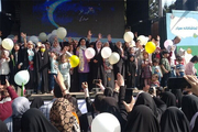 حضور تماشاخانه‌های سیار کانون در مراسم عید سعید فطر