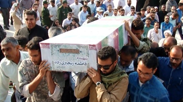 تشییع پیکر بانوی حادثه تروریستی تهران در بندرعباس