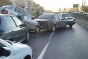 سُر خوردن عجیب خودروها در جاده نوشهر!