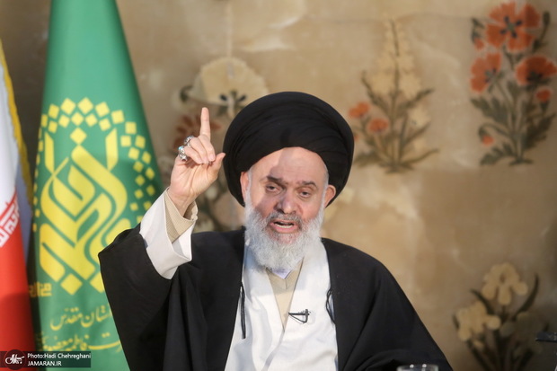 حسینی بوشهری، امام جمعه قم: ترامپ مذاکره را نوعی بازی می‌داند/ چهار مرحله از این مذاکرات، پیش‌تر انجام شده/ تغییر مکان مذاکرات در صورت میانجی‌گری عمان مورد پذیرش قرار گرفته است