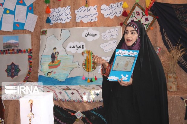 نمایشگاه فجر سپهبد شهید سلیمانی در بخش بزمان برپا شد