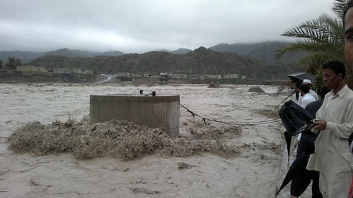 بنیاد مسکن برای دادن زمین به سیل‌زدگان سیستان و بلوچستان اعلام آمادگی کرد